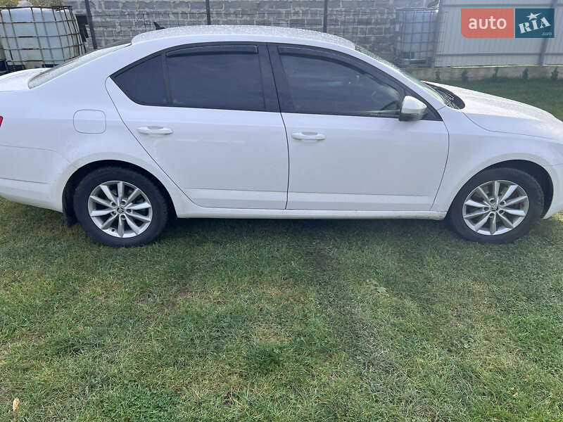 Ліфтбек Skoda Octavia 2016 в Львові