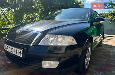 Лифтбек Skoda Octavia 2008 в 