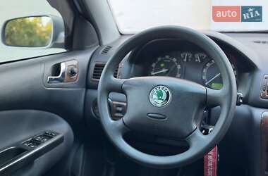 Лифтбек Skoda Octavia 2008 в 