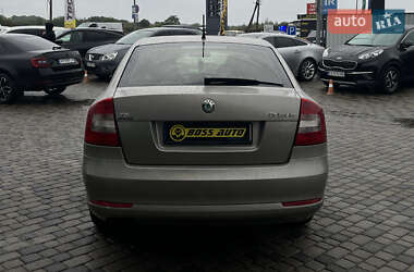 Лифтбек Skoda Octavia 2013 в 