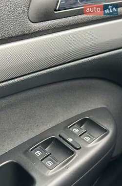 Универсал Skoda Octavia 2009 в 