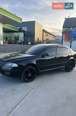 Лифтбек Skoda Octavia 2008 в 