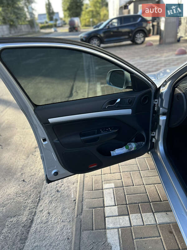 Ліфтбек Skoda Octavia 2011 в Києві фото 2 Ліфтбек Skoda Octavia 2011 в Києві