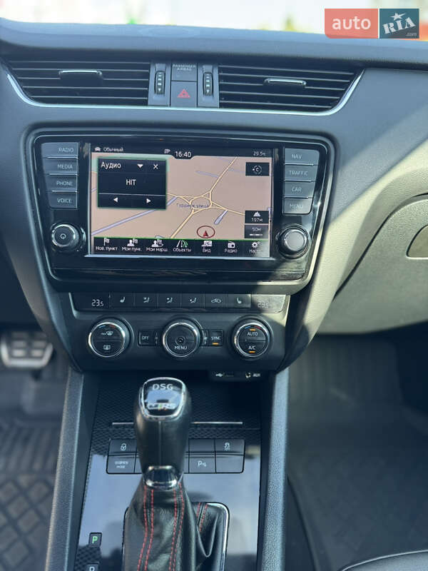 Универсал Skoda Octavia 2015 в Луцке