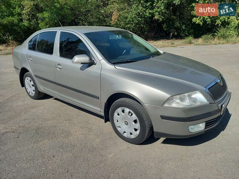 Лифтбек Skoda Octavia 2008 в Кривом Роге