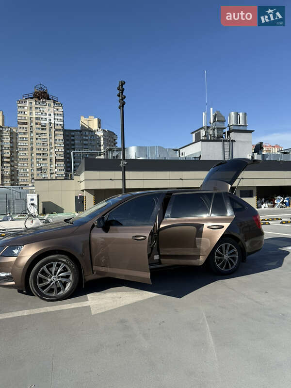 Універсал Skoda Octavia 2019 в Києві