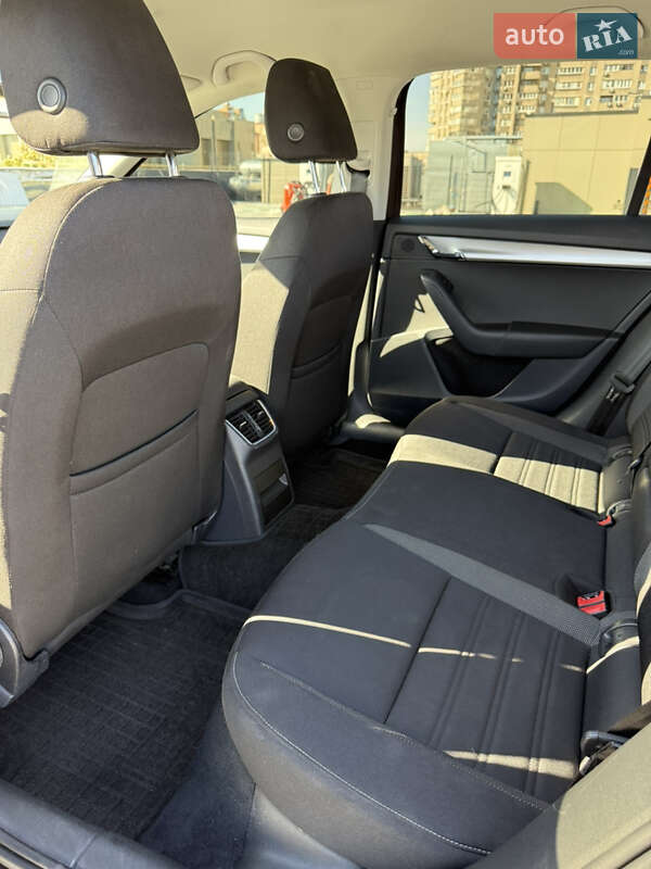 Універсал Skoda Octavia 2019 в Києві