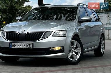 Универсал Skoda Octavia 2017 в Днепре