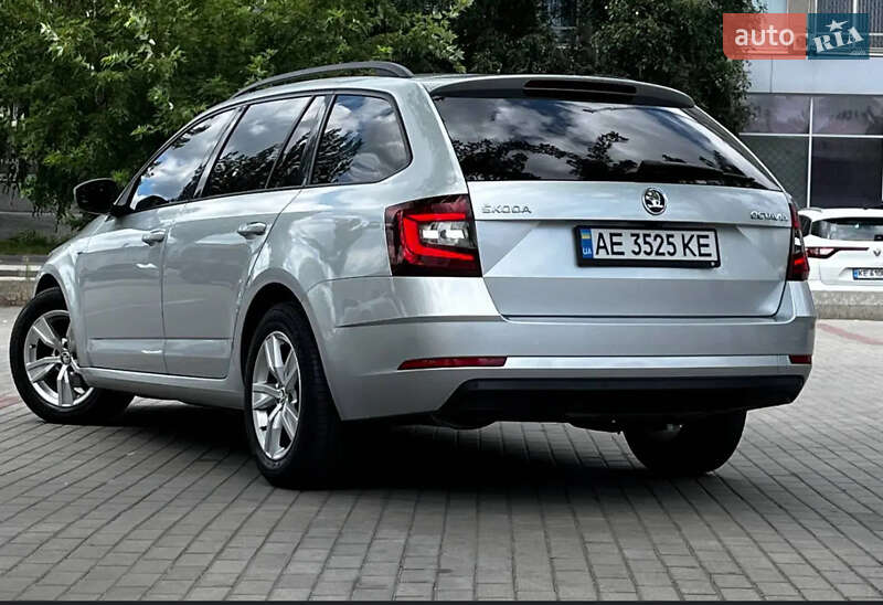 Универсал Skoda Octavia 2017 в Днепре
