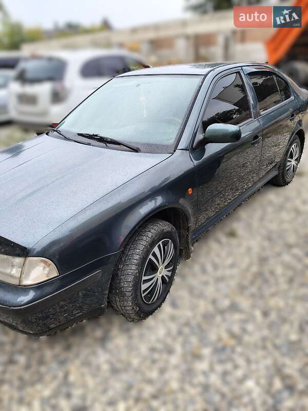 Лифтбек Skoda Octavia 1999 в Коломые