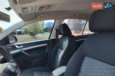 Лифтбек Skoda Octavia 2011 в 