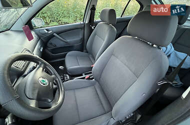 Лифтбек Skoda Octavia 2009 в 