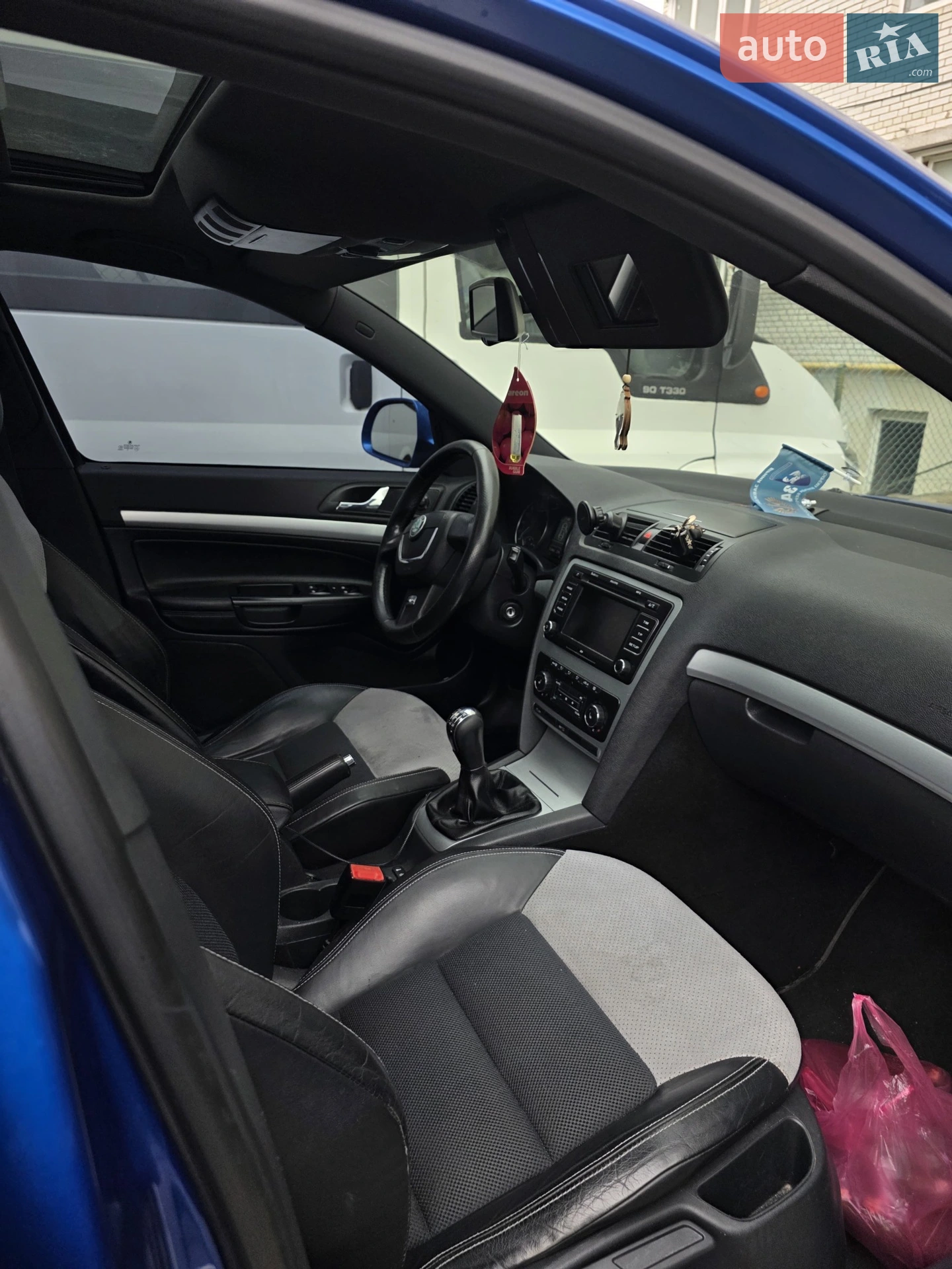 2010 Skoda Octavia - мініатюра 4