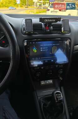 Лифтбек Skoda Octavia 2008 в 