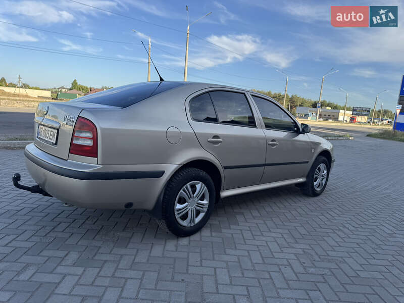 Лифтбек Skoda Octavia 2005 в Каменском