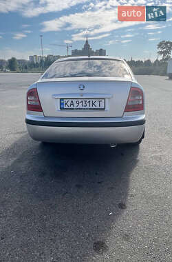 Лифтбек Skoda Octavia 2001 в 