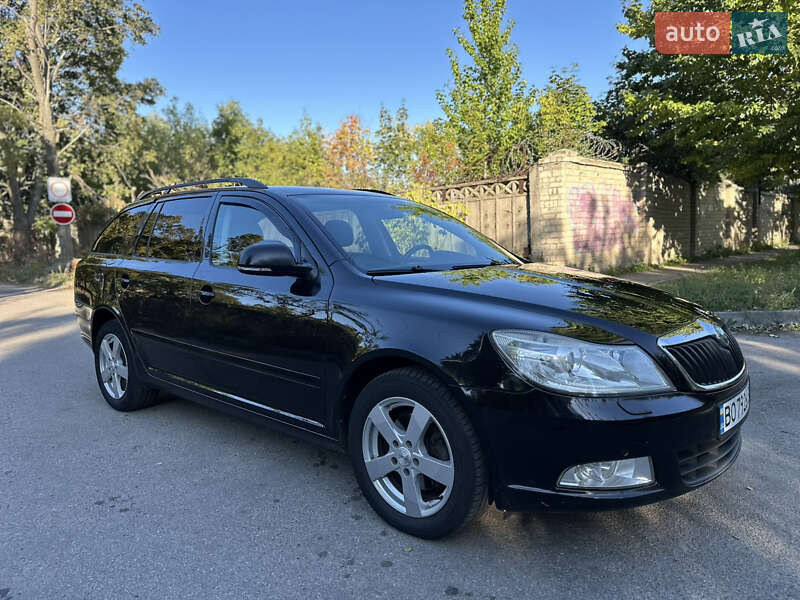 Универсал Skoda Octavia 2010 в Тернополе