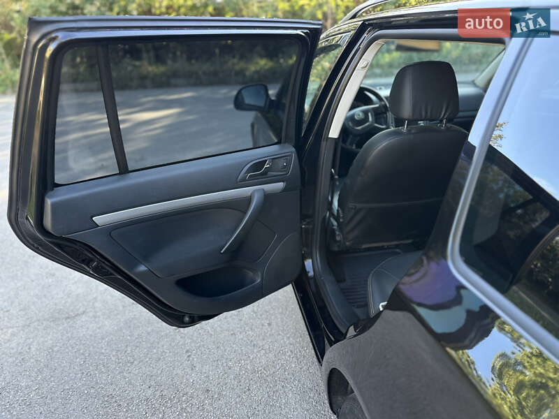 Универсал Skoda Octavia 2010 в Тернополе