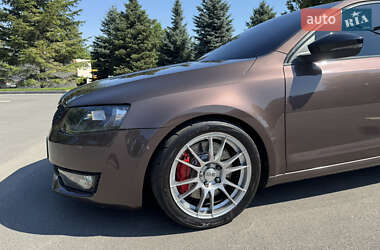 Лифтбек Skoda Octavia 2013 в 
