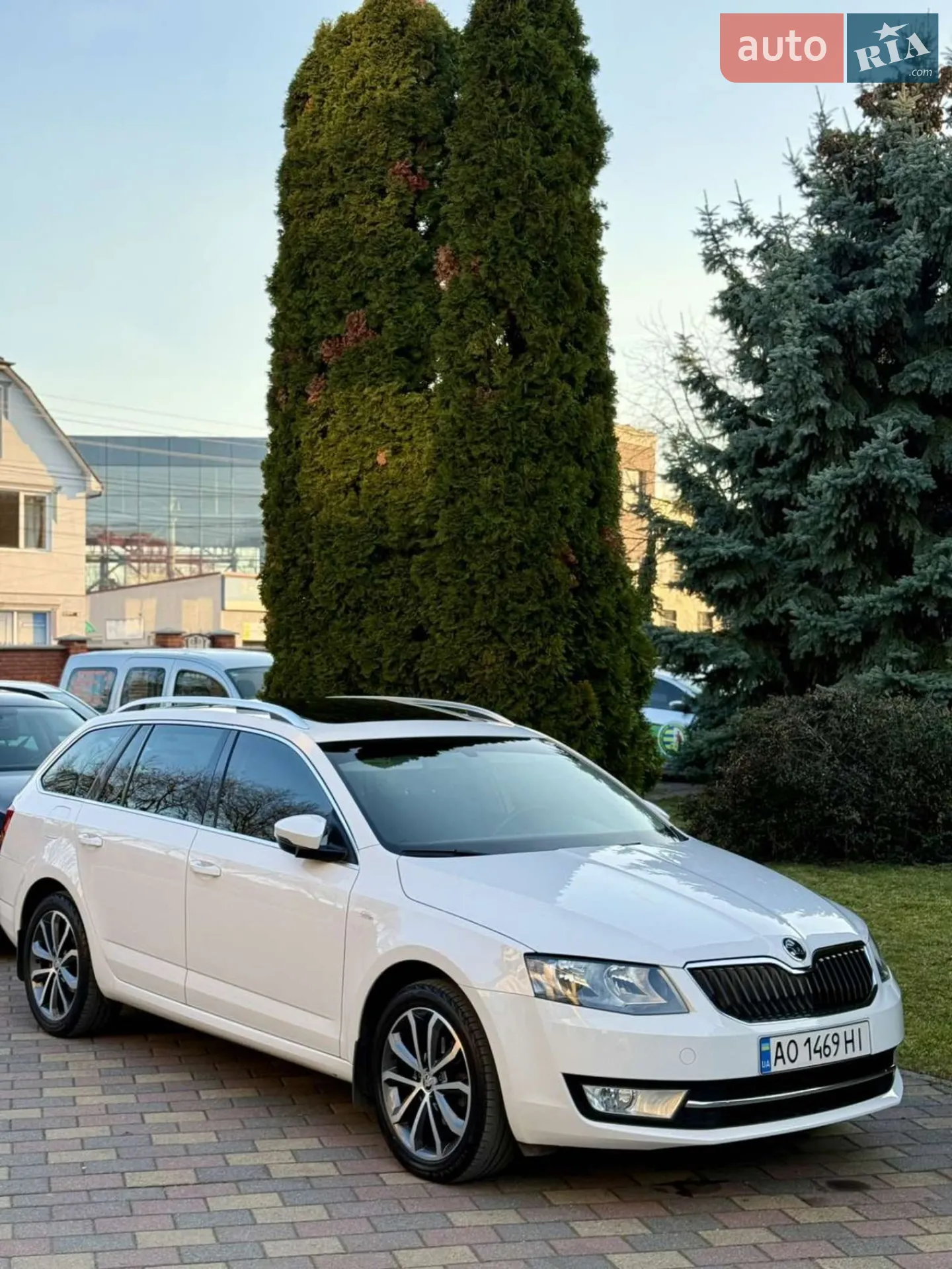 2015 Skoda Octavia - фото 1