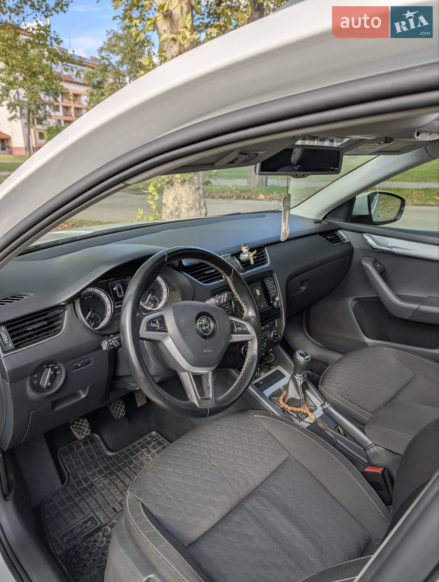 2015 Skoda Octavia - мініатюра 15