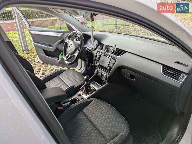 Універсал Skoda Octavia 2015 в Мукачевому