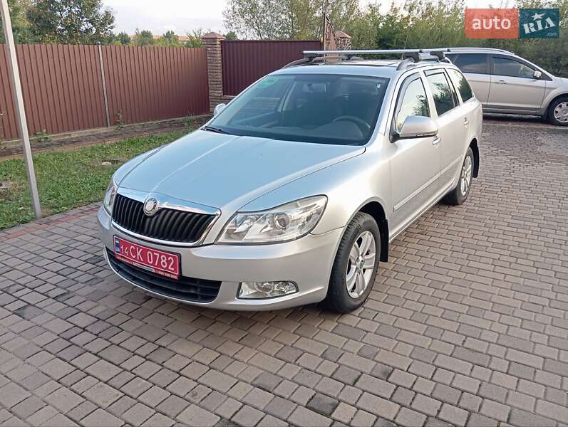 Универсал Skoda Octavia 2010 в 