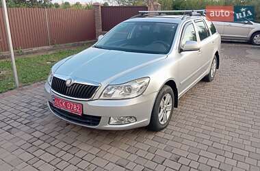 Универсал Skoda Octavia 2010 в 