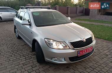 Универсал Skoda Octavia 2010 в 