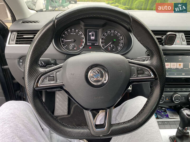 Универсал Skoda Octavia 2015 в Ровно