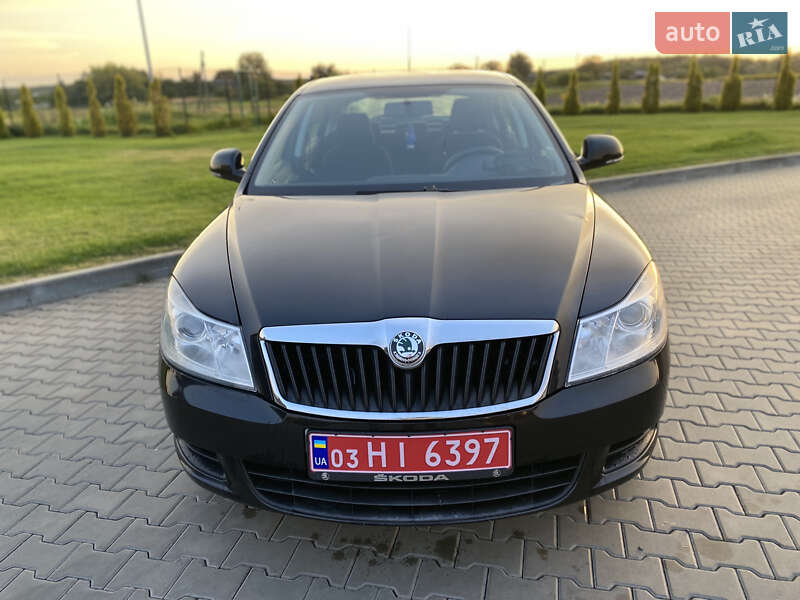 Лифтбек Skoda Octavia 2010 в Луцке