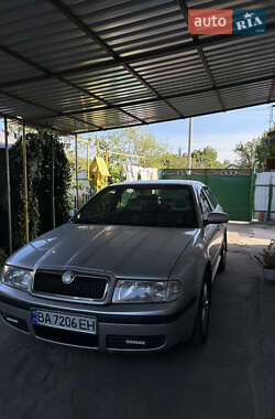Лифтбек Skoda Octavia 2005 в Кропивницком
