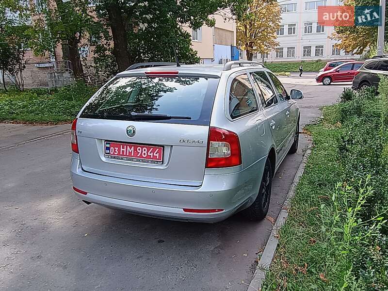 Універсал Skoda Octavia 2012 в Рівному