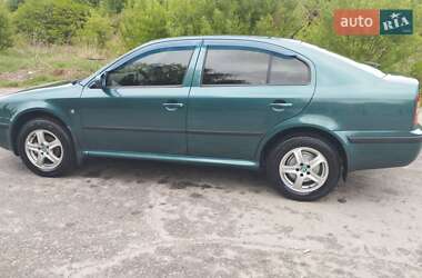 Лифтбек Skoda Octavia 2008 в Калиновке