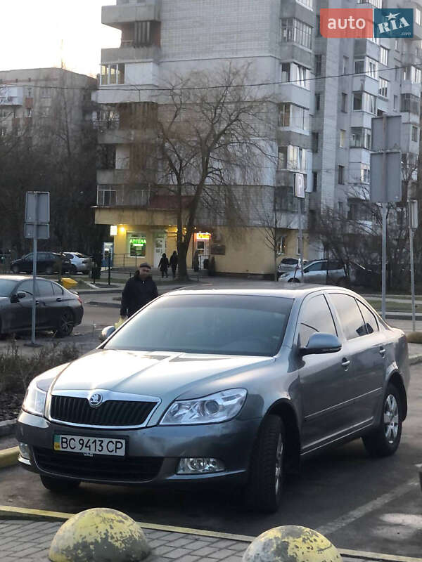 Лифтбек Skoda Octavia 2012 в Львове