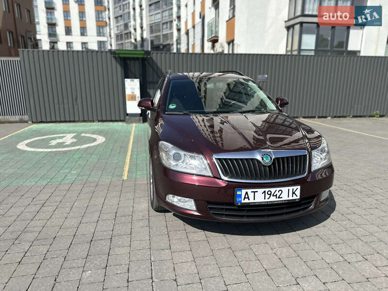 Универсал Skoda Octavia 2012 в Ивано-Франковске