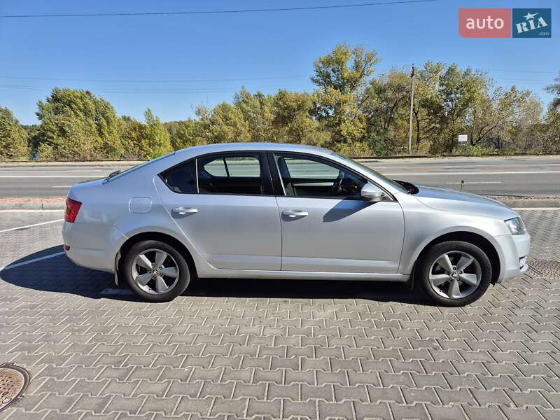 Лифтбек Skoda Octavia 2014 в Вышгороде