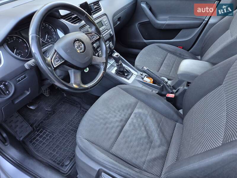 Лифтбек Skoda Octavia 2014 в Вышгороде