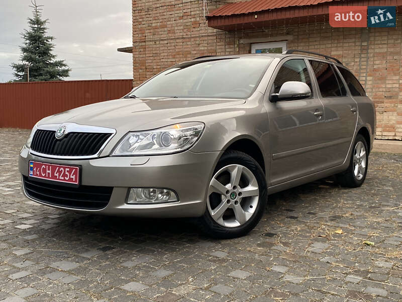 Универсал Skoda Octavia 2012 в 