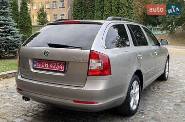 Универсал Skoda Octavia 2012 в 