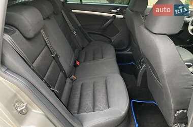 Универсал Skoda Octavia 2012 в 
