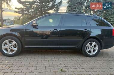 Универсал Skoda Octavia 2011 в 