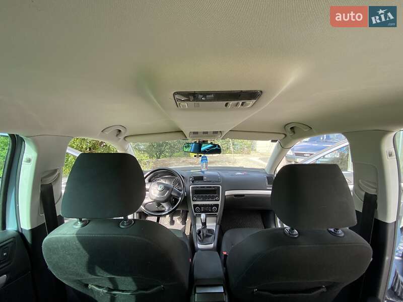 Универсал Skoda Octavia 2010 в Зборове фото 30 Универсал Skoda Octavia 2010 в Зборове