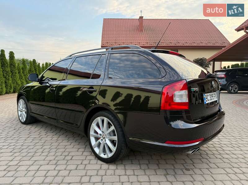 Універсал Skoda Octavia 2009 в Яворові