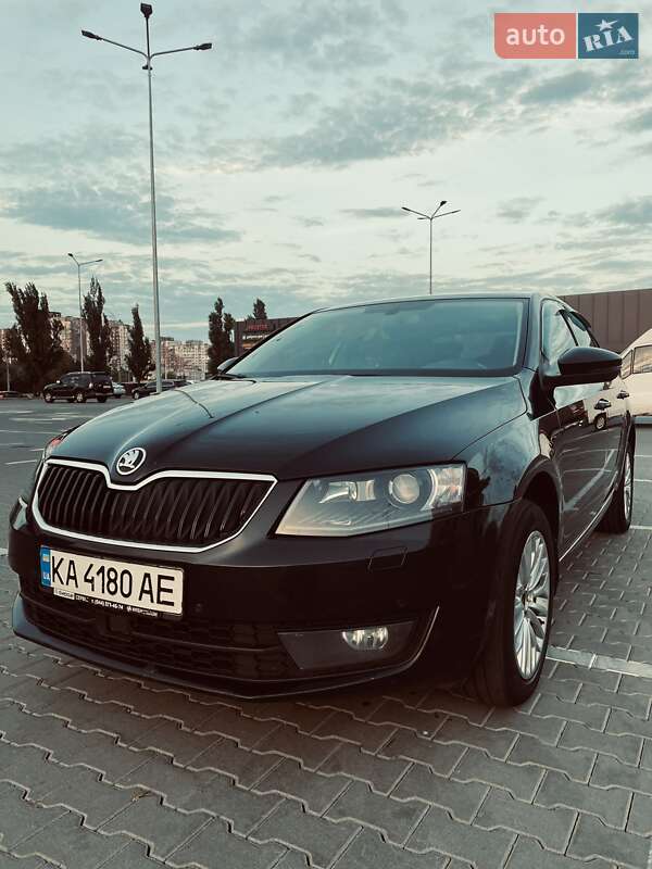 Лифтбек Skoda Octavia 2015 в 