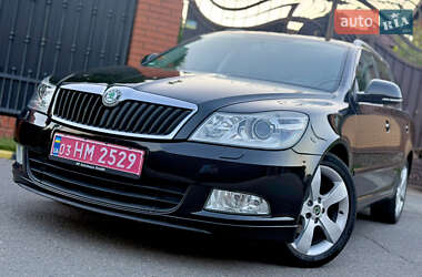 Универсал Skoda Octavia 2010 в Александрие