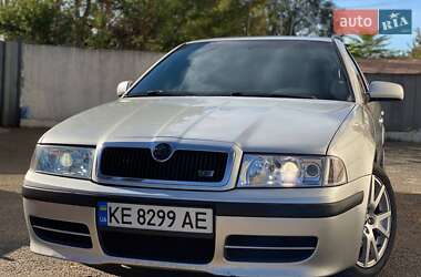 Лифтбек Skoda Octavia 2001 в Днепре