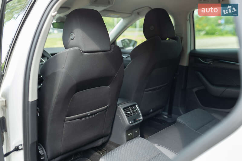 Универсал Skoda Octavia 2021 в Ровно