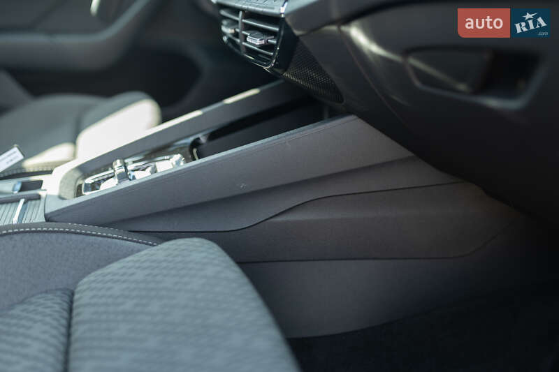 Универсал Skoda Octavia 2021 в Ровно