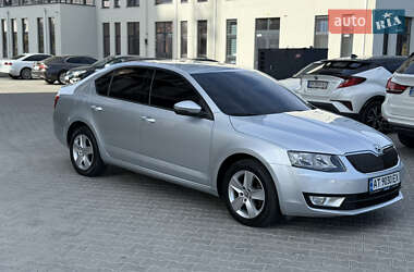 Лифтбек Skoda Octavia 2015 в Одессе